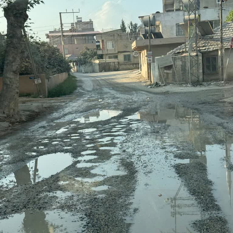 Homurlu Sokaklarında Asfalt Eksikliği Ve Çukurlu Yol Sorunu