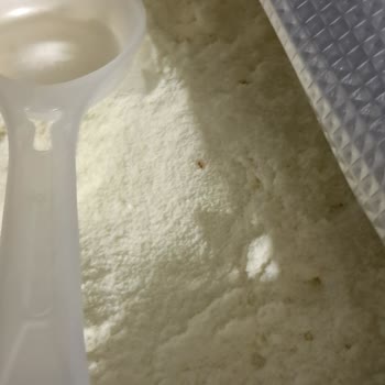 Evolvia Bebek Mamasında Kurtçuk Benzeri Yabancı Madde Ve Sağlık Endişesi