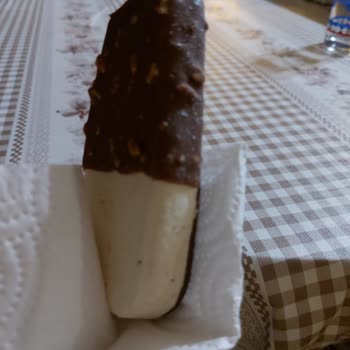 Magnum Sandviç Badem Ürünün Eksik Çıkması Müşteri Güvenini Sarsıyor