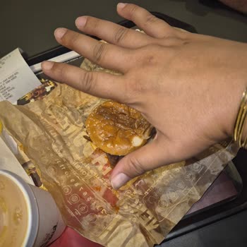Usta Döner Çocuk Menüsü Hamburger Ekmeği Boyutu Ve Kalitesi Yetersiz