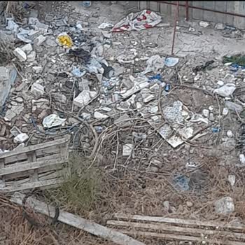 Ataşehir Küçükbakkalköy Boş Arsada Çöp Yığını Ve Sağlık Tehdidi