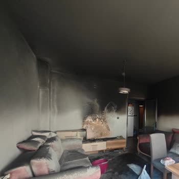 Onvo 55F950 Televizyonunda İçten Yangın Ve Ev Hasarı