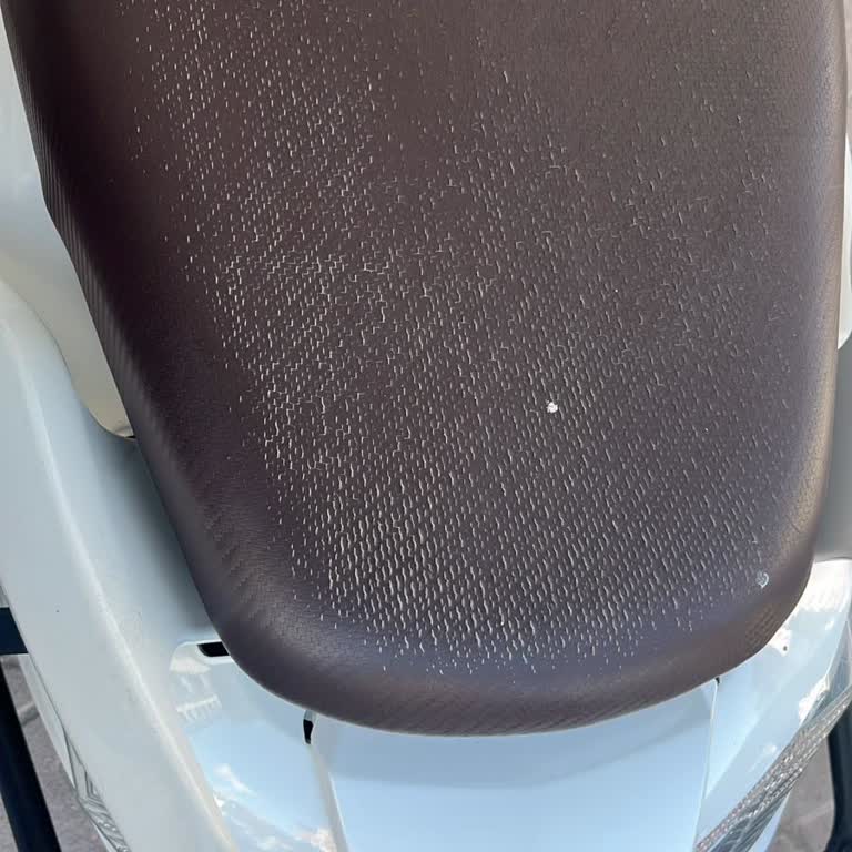 Hero Motosiklet Koltuk Döşemesi Daha 2 Yıl Bile Olmadan Çürümeye Başladı