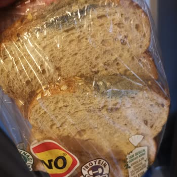 Küflü Ekmek Ve Son Kullanma Tarihi Geçmiş Ücret İadesi Talebi