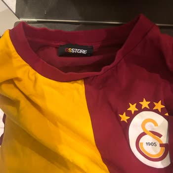Formam Tek Yıkamada Deforme Ve Renk Değişti, Mağaza Değişimi Reddetti