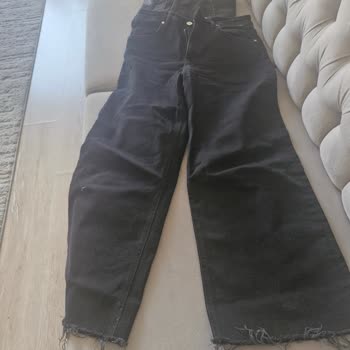Mavi Pantolonların Toz Tutması Ve Diz Bölgesinde Çıkma Sorunu