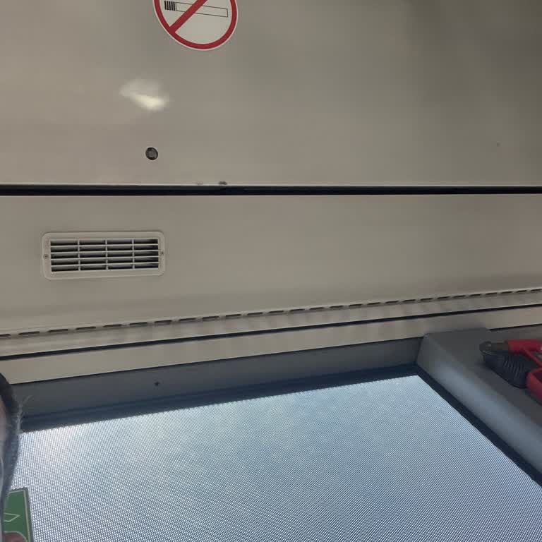Metrobüste Klima Çalışmadığı İçin Sıcak Ve Havasız Yolculuk Şikayeti