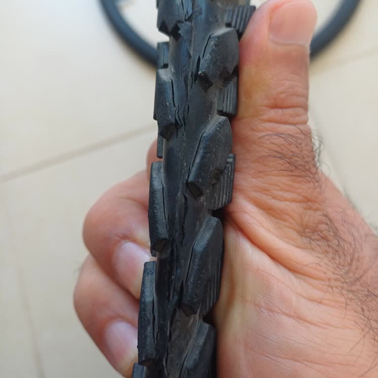 Yeni Aldığım Bisikletin Lastik Hatası Ve Mağazanın İlgisizliği