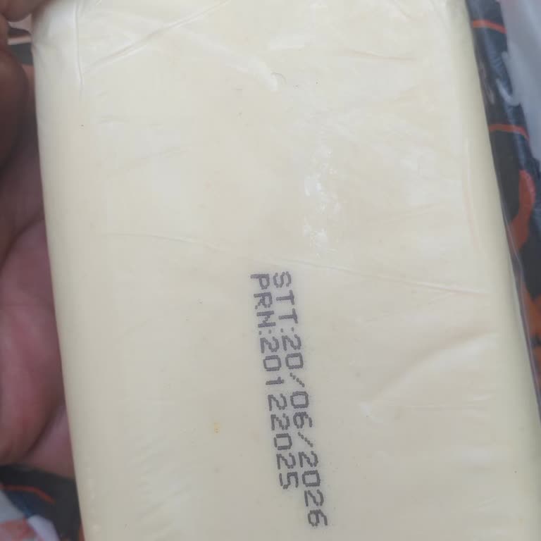 Geçmiş Son Kullanma Tarihli Taze Tost Peyniri Satışı Ve Sorumluluk Reddi