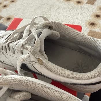 Nike Court Vision Ayakkabısının 6 Ayda Deri Soyulması Ve İç Astar Yırtılması