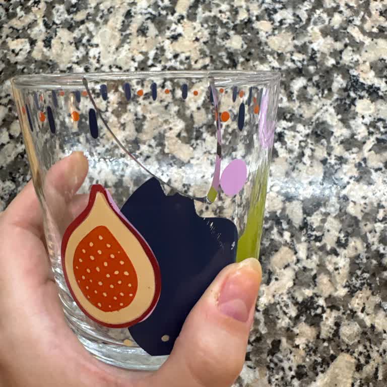 Kendiliğinden Kırılan Cam Bardaklarda Güvenlik Ve Kalite Sorunu