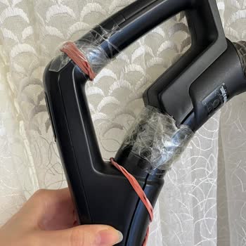 Freelander RC7081 Süpürge Hortumunun Kumandalı Parçası Çatladı Ve Garanti Kapsamında Değişim Talebi