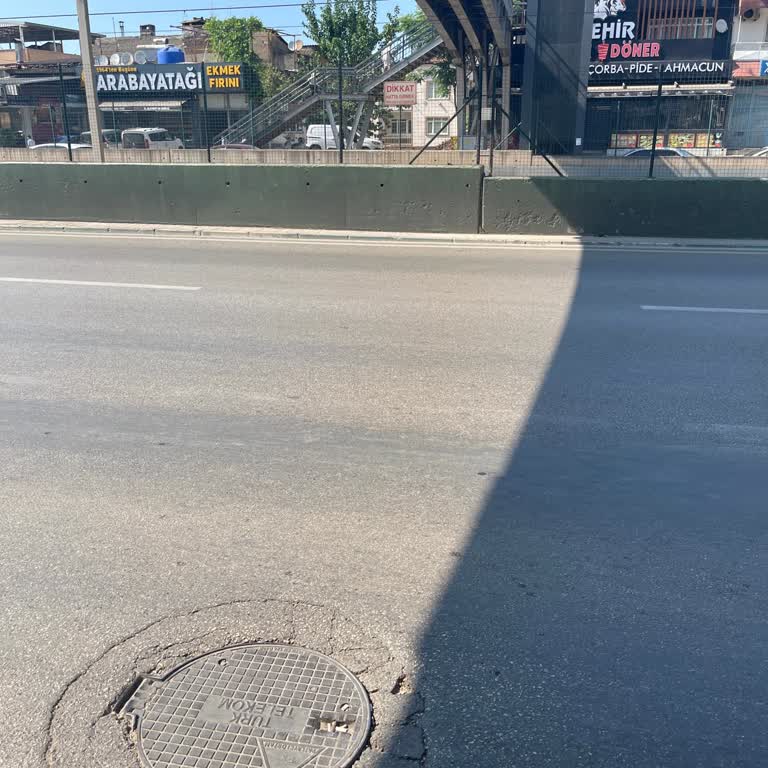 El Kaldırmama Rağmen Otobüs Durakta Durmadı