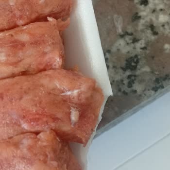 BİM Şubesindeki Köfte Ürünün İçinde Böcek Bulunması