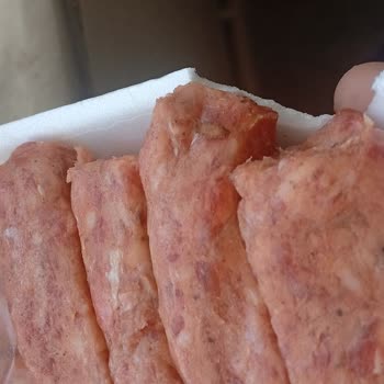 BİM Şubesindeki Köfte Ürünün İçinde Böcek Bulunması