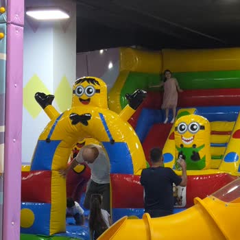Oba Park Oyun Alanı Şişme Oyun Alanının Hava Kaçağı ve Çocuk Güvenliği Riski