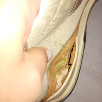 FLO’dan Aldığım Slazenger Ayakkabısının Tek Gün İçinde Tabanı Çöktü Ve Garanti İhmal Edildi