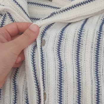 Koton Gömlekte Düğme Çevresindeki Yırtılmalar Nedeniyle Kalite Şikayeti Ve İade Talebi