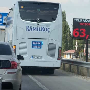 Kamil Koç 06 LVT 10 Plakalı Otobüs Şoförünün Tehlikeli Saldırgan Sürüşü Şikayet Edildi