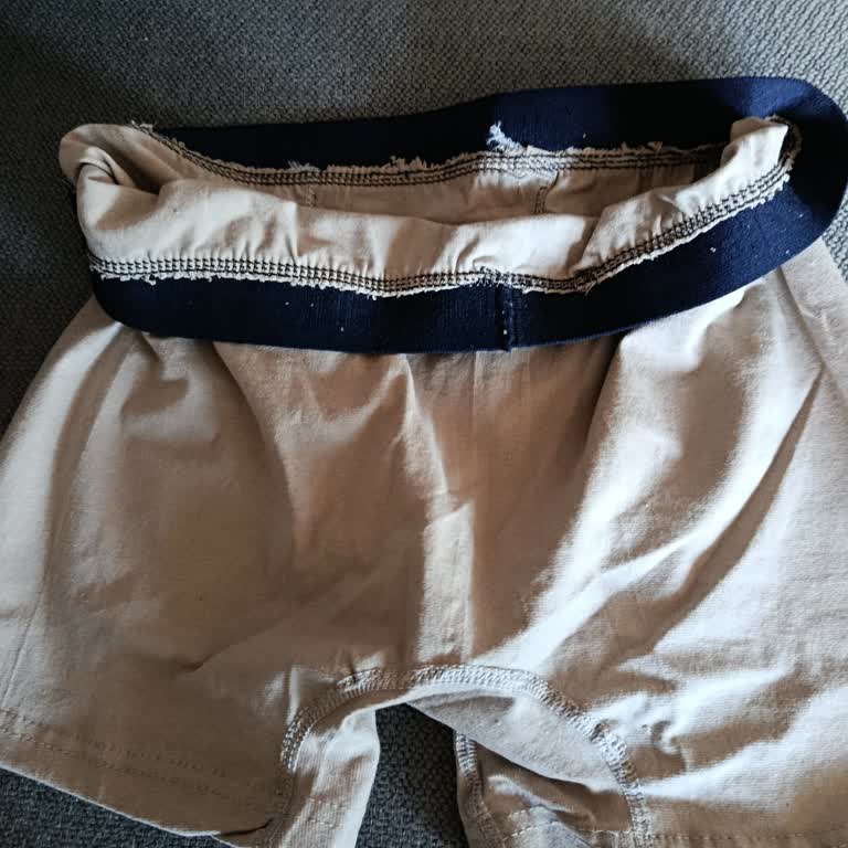 Ateş Kozmetik'ten Yanıltıcı Satış Ve Kalitesiz Boxer Şort Şikayeti