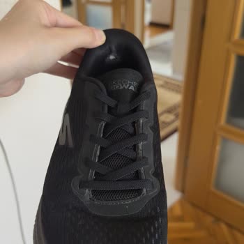 Skechers Ayakkabısında Erken Yırtılma Ve Mağazanın Kullanıcı Hatası İddiası