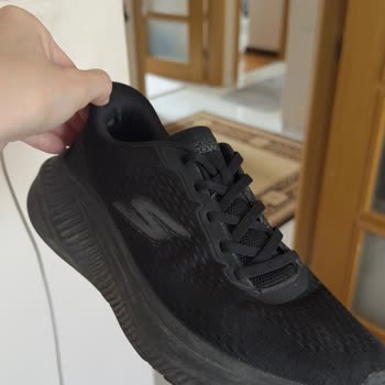 Skechers Ayakkabısında Erken Yırtılma Ve Mağazanın Kullanıcı Hatası İddiası
