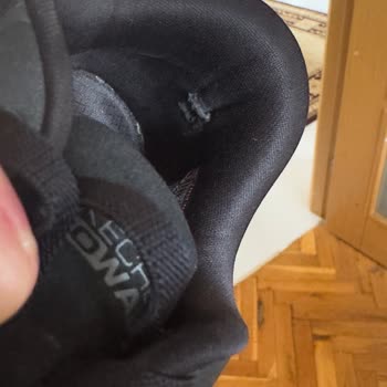 Skechers Ayakkabısında Erken Yırtılma Ve Mağazanın Kullanıcı Hatası İddiası