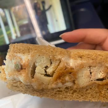 Migros Şubesinde Son Tüketim Tarihi Geçmemiş Sandviçte Küf