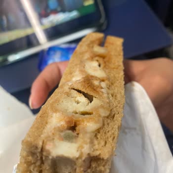 Migros Şubesinde Son Tüketim Tarihi Geçmemiş Sandviçte Küf