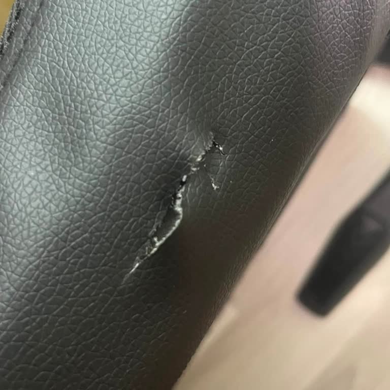 Media Markt'tan Gelen Kusurlu Oyun Koltuğu İçin Acil Çözüm Talebi