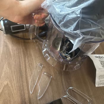 Güvenlik Personelinin Zorla X-Ray İşlemi Sonucu Blender Seti Kırıldı Ve Geri Dönüş Yok