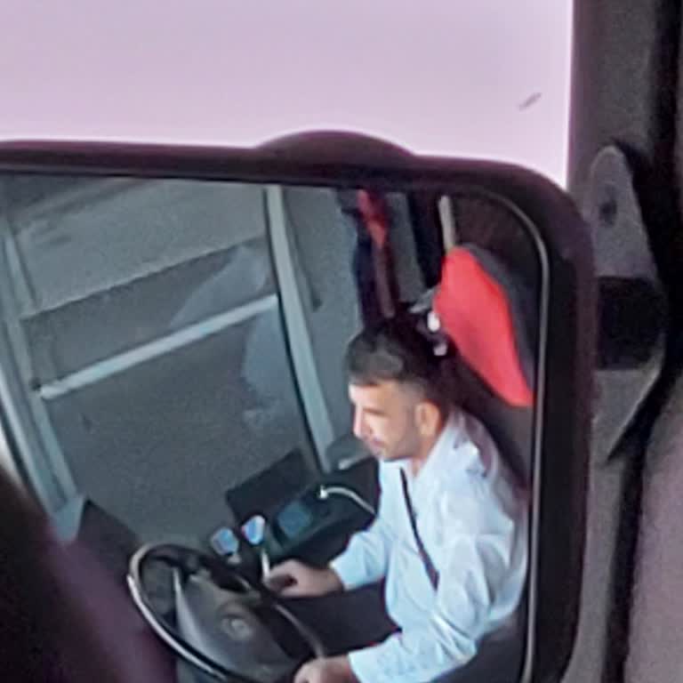Klima Çalışmayan, Sigara İçen Şoförün Yanlış Rotası Ve Gecikmesi