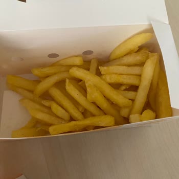 Ücretli Nugget Ve Patates İçin Yanlış Ürün Gönderildi İade Talebim Otomatik Red İle Reddedildi