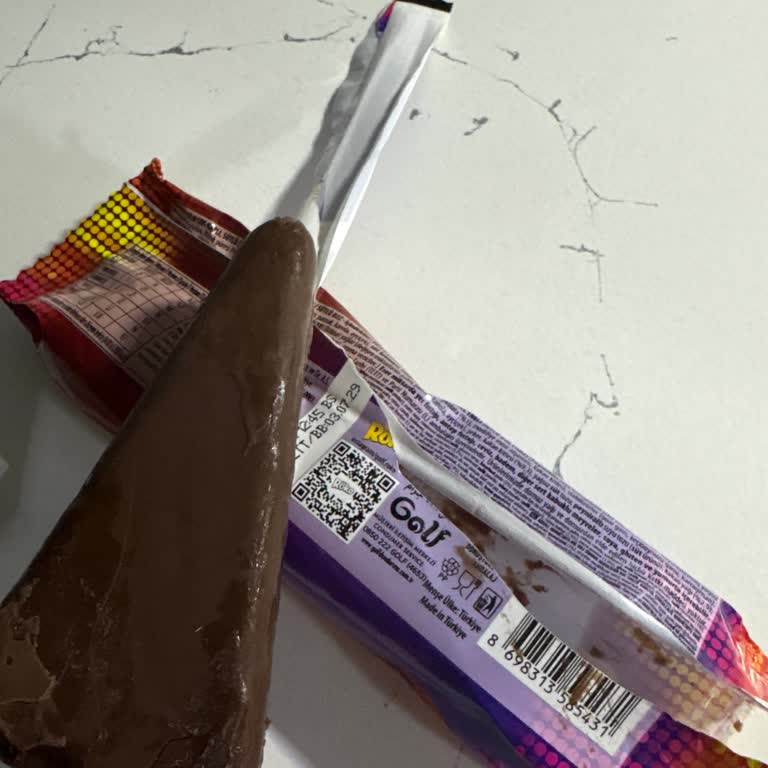 Kapalı Pakette Bozuk Dondurma Tadı Şikayeti