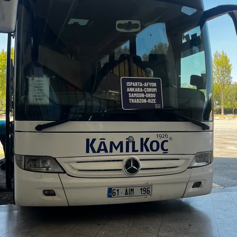 Arızalı Ve Güvensiz Otobüste Gecikme Güvenlik Sorunu Ve Saygısız Şoför