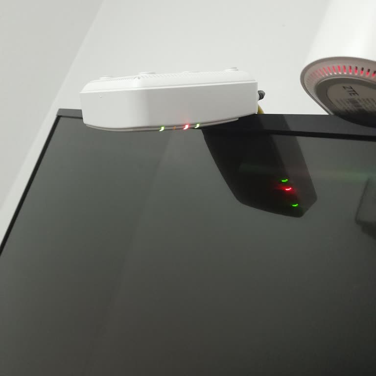 İnternet Kesintileri Ve Onaysız 300 TL Fatura Artışı