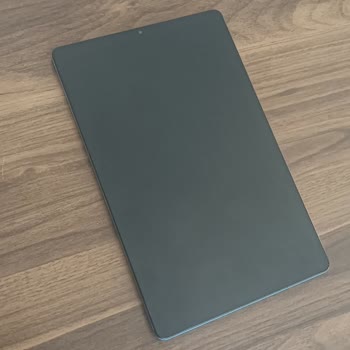 Şarj Almayan Tablet İçin Kullanıcı Hatası İddiası Kabul Edilmiyor Ve Servisten Yanıt Bekliyorum