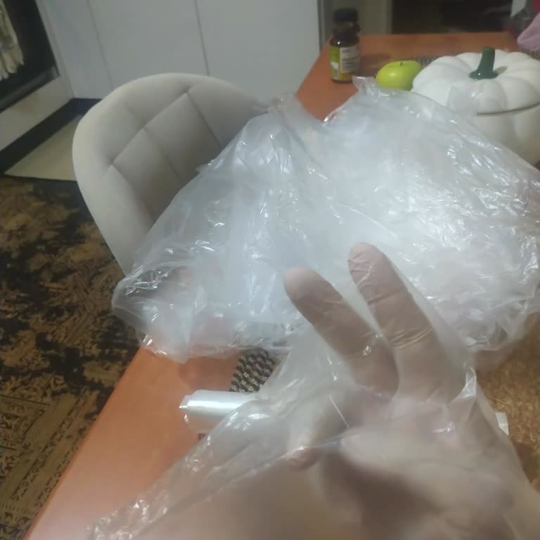 Tuttaze Orta Boy Buzdolabı Poşetinde Delik Sorunu