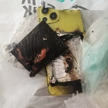 Reeder Telefonunun Ateş Alması Ve Garanti Reddi