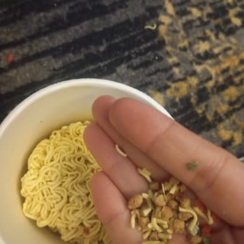 Sos Ve Yağ Paketi Eksik, İçerik Bilgisi Belirsiz