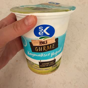 Müşterinin Son Kullanma Tarihi Geçmemiş Yoğurtta Küf Tespiti