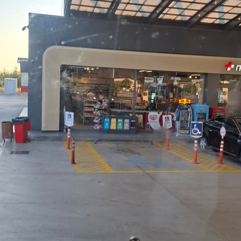Tavşanlı Petrol Ofisi Kasasındaki Saygısız Tavır