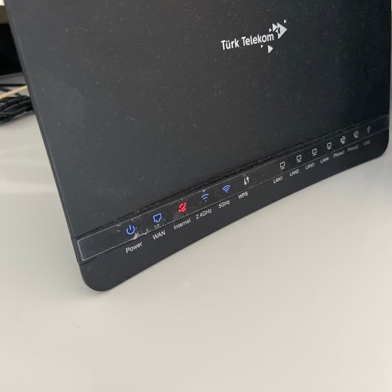 Adana Sarıçam Çarkıpare Mahallesinde Beş Yıllık Kesintili İnternet Ve Yanıtsız Müşteri Hizmetleri