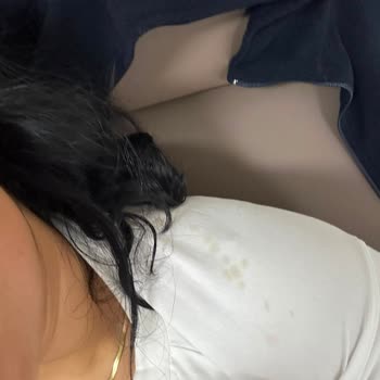 Beyaz Kapatıcı Sprey Saçımı Siyaha Dönüştürdü Ve Kıyafetlerime Zarar Verdi