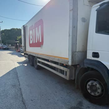 Sabah Erken Sevkiyat Gürültüsü Mahallenin Dinlenme Hakkını İhlal Ediyor