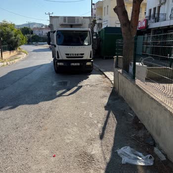 Sabah Erken Sevkiyat Gürültüsü Mahallenin Dinlenme Hakkını İhlal Ediyor