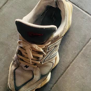 SuperStep Mağazasından New Balance Ayakkabısının Kısa Sürede Aşınması Ve İade Talebi