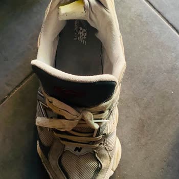 SuperStep Mağazasından New Balance Ayakkabısının Kısa Sürede Aşınması Ve İade Talebi