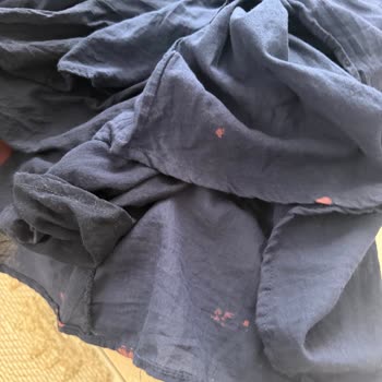 Migros Sanal Market'te Eksik Ve Hatalı Teslimat, Açık Deterjan Kapası Nedeniyle Kıyafet Zedelenmesi