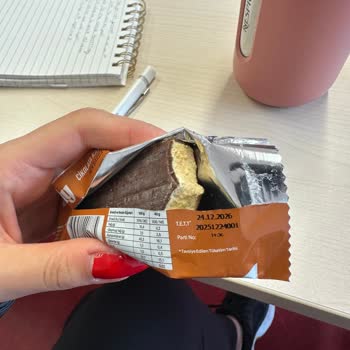 Bozuk Protein Barlar Ve Cevapsız İletişim Nedeniyle Mağdur Oldum